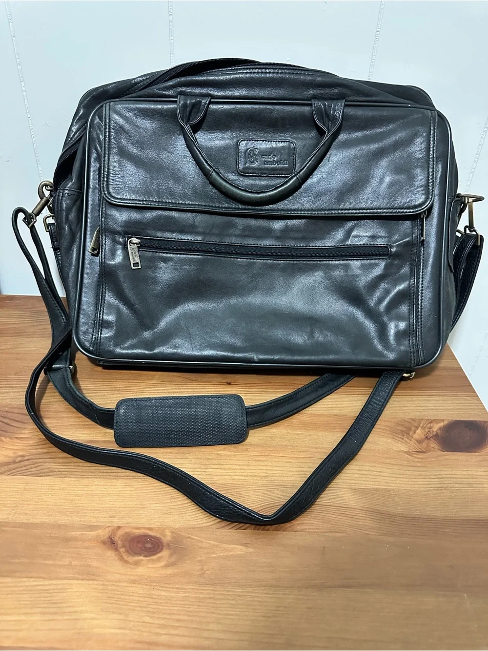 Classic Black Leather Laptop Briefcase with Shoulder Strap